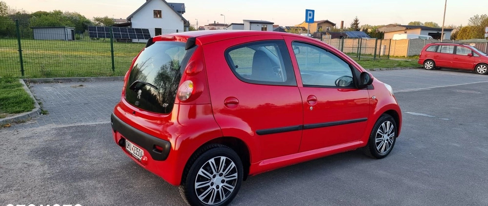 Peugeot 107 cena 7900 przebieg: 257000, rok produkcji 2006 z Mrocza małe 277